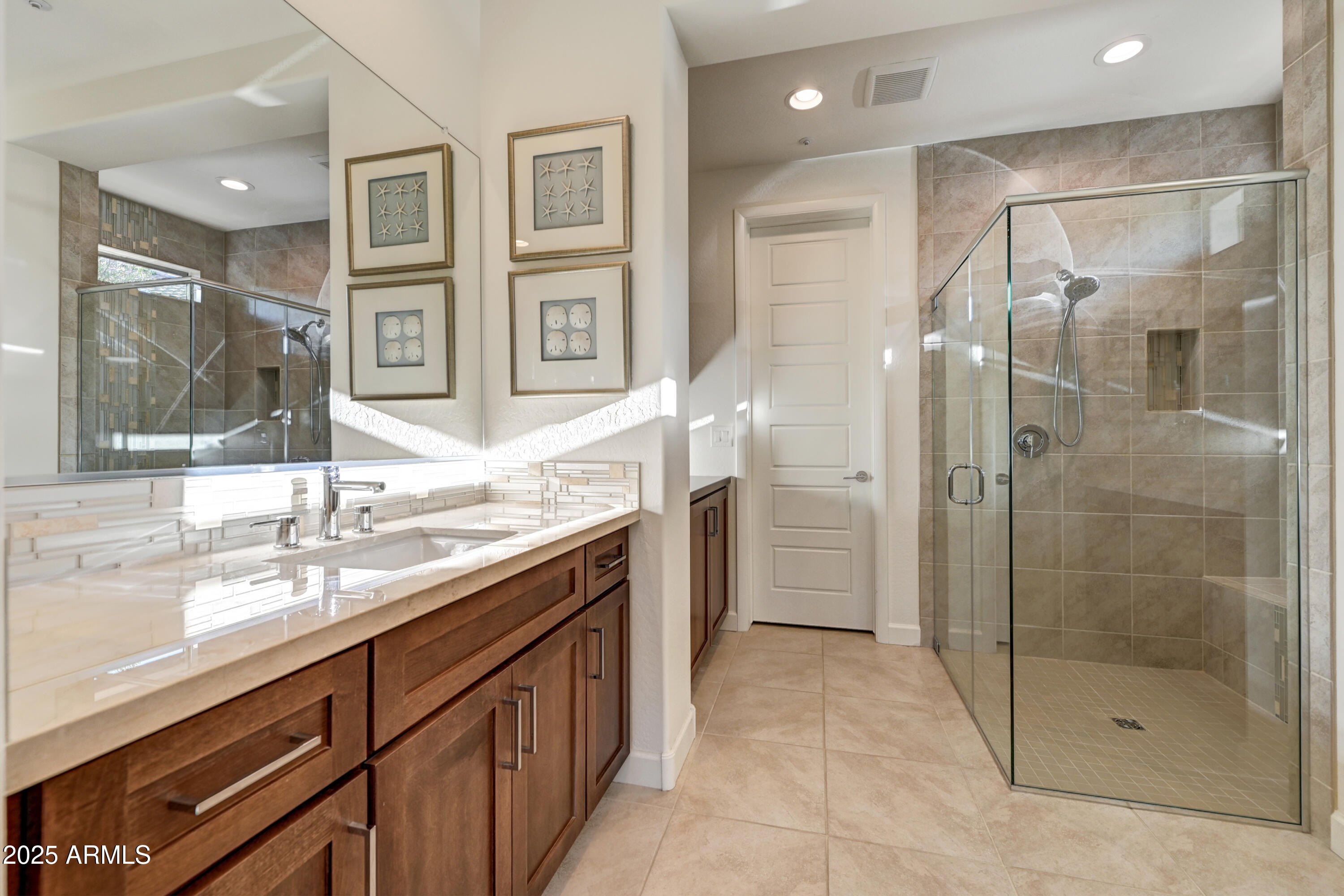 28216 North Crook Court Rio Verde, AZ 85263 - Photo 20 of 36 20-Primary Bath