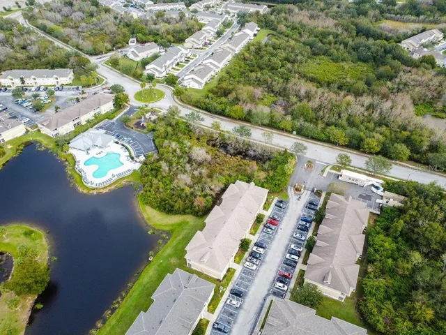 a view of a back yard of the house