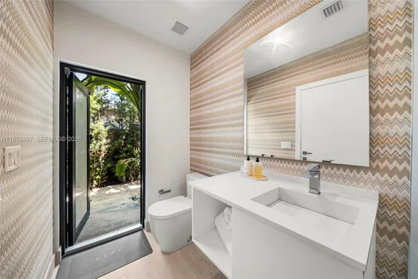 $4,250,000 | 8033 Noremac Avenue, Miami Beach, FL 33141