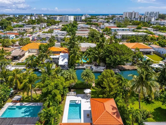 $4,500,000 | 8033 Noremac Avenue, Miami Beach, FL 33141