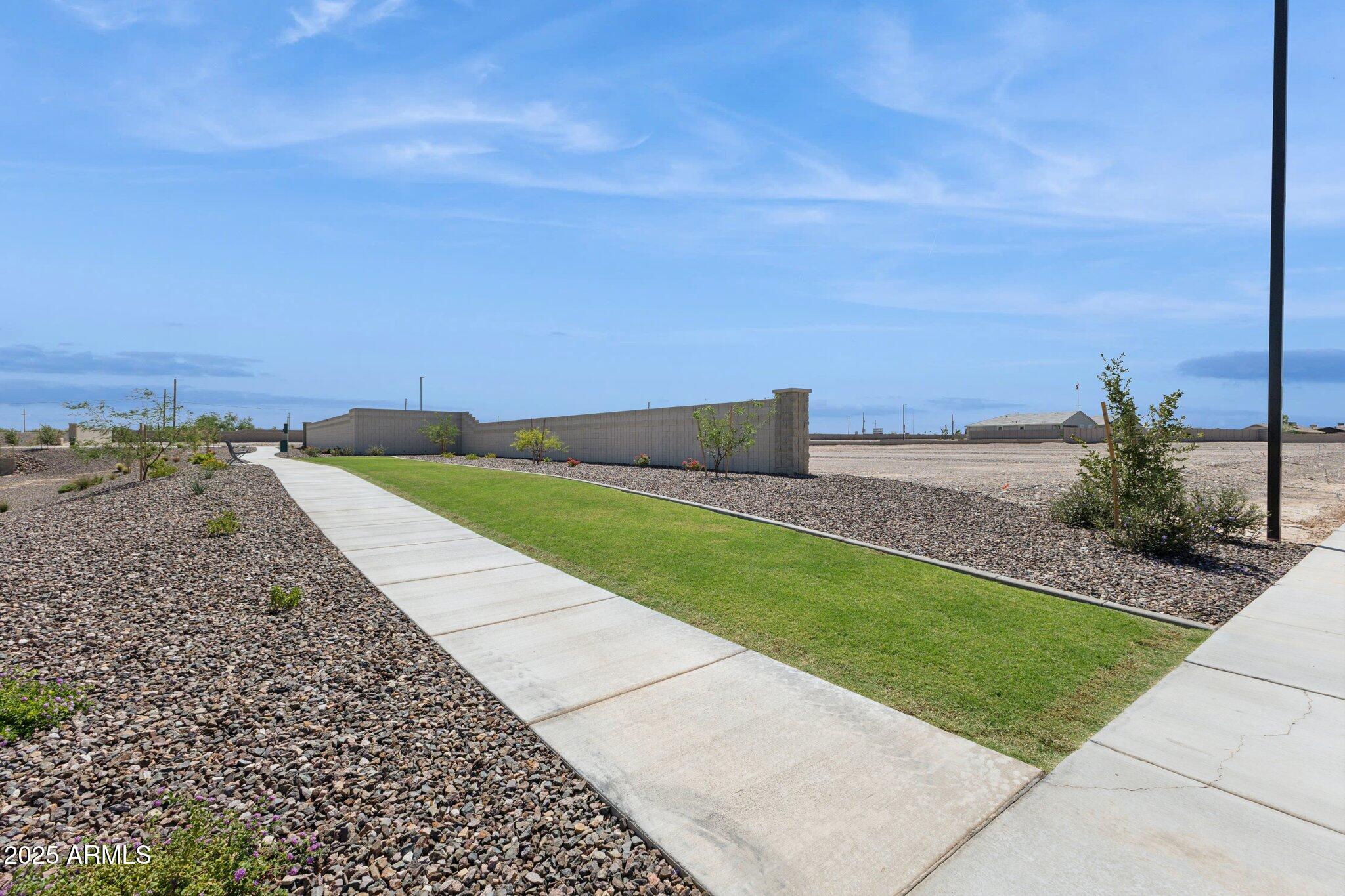 549 West Freedom Street Florence, AZ 85132 - Photo 23 of 26 a view of a yard with an ocean