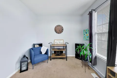 $340,000 | 1267 Arapaho Court, Naperville, IL 60540