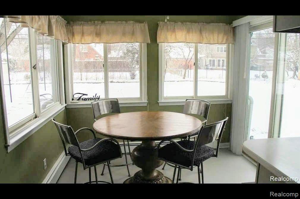 1536 North Renaud Road Grosse Pointe Woods, MI 48236 - Photo 10 of 25