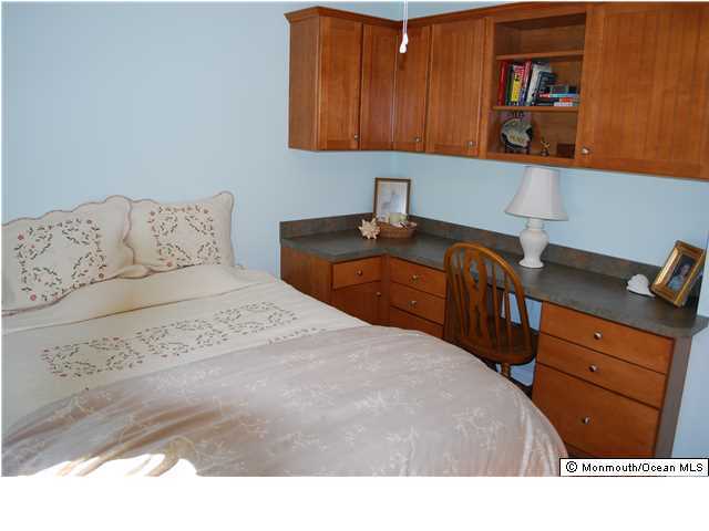 1096 Warren Point Road Toms River, NJ 08753 - Photo 17 of 25 Additional Photo