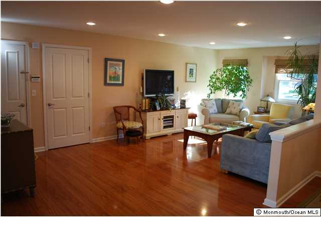1096 Warren Point Road Toms River, NJ 08753 - Photo 5 of 25 Additional Photo