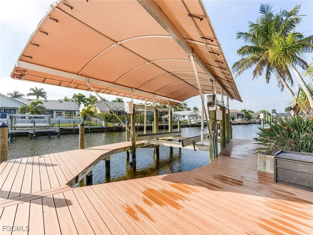 $749,000 | 1506 Southwest 52nd Lane, Cape Coral, FL 33914