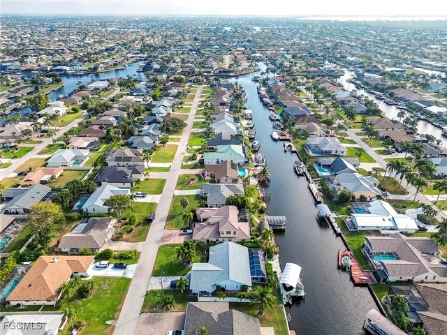 $749,000 | 1506 Southwest 52nd Lane, Cape Coral, FL 33914