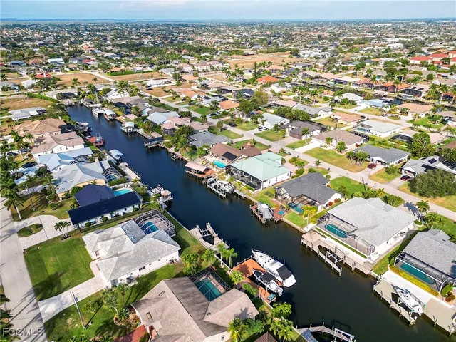 $749,000 | 1506 Southwest 52nd Lane, Cape Coral, FL 33914