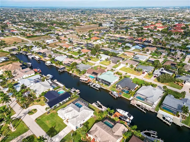 $749,000 | 1506 Southwest 52nd Lane, Cape Coral, FL 33914