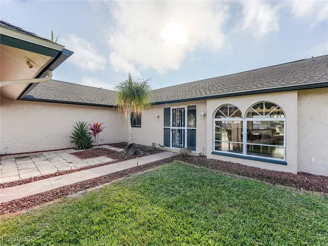 $749,000 | 1506 Southwest 52nd Lane, Cape Coral, FL 33914