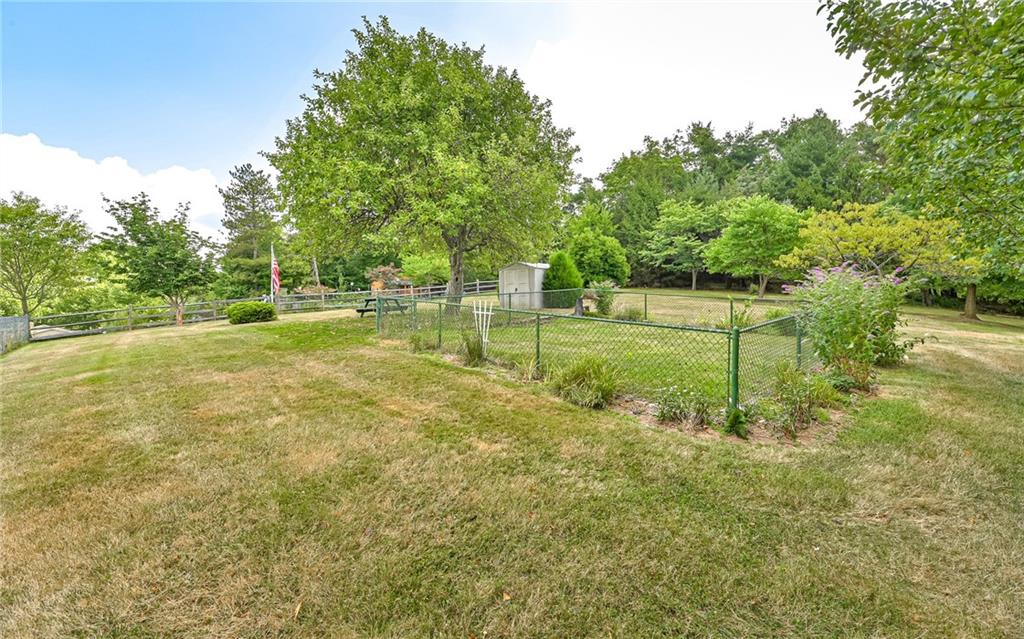 160 Rosscommon Road Wexford, PA 15090 - Photo 20 of 24 Gallery Image 20