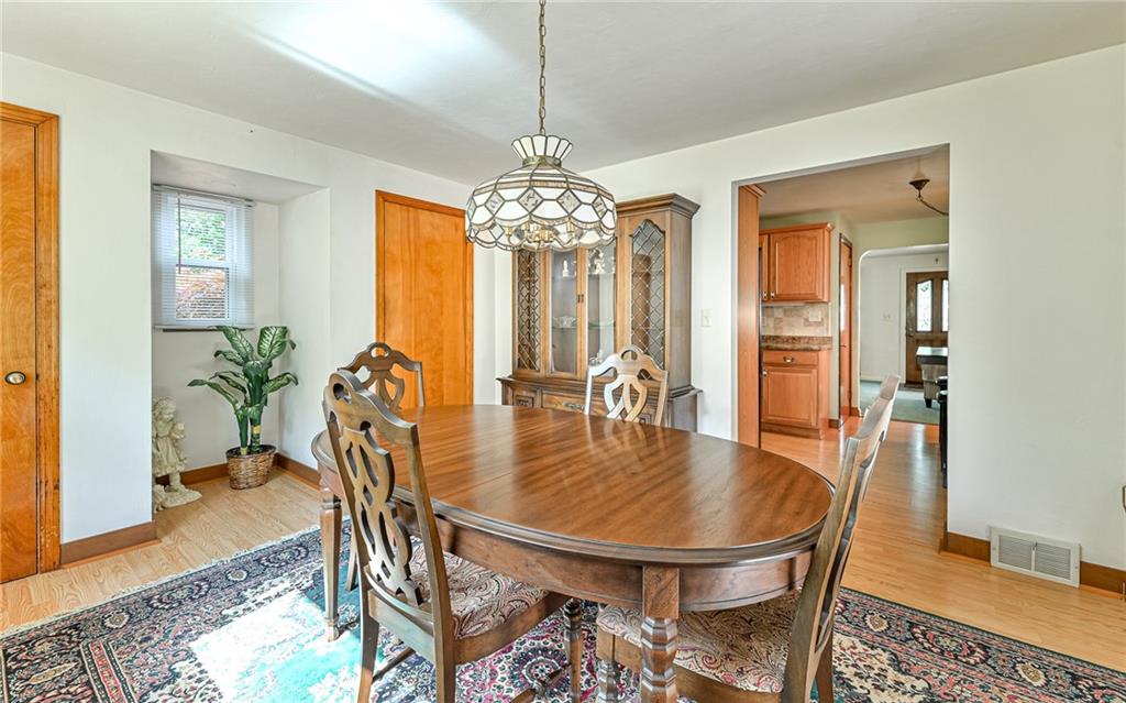 160 Rosscommon Road Wexford, PA 15090 - Photo 5 of 24 Gallery Image 5
