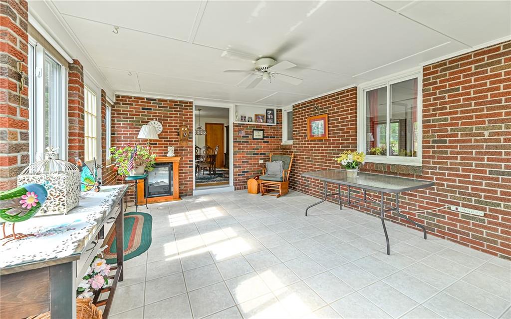 160 Rosscommon Road Wexford, PA 15090 - Photo 8 of 24 Gallery Image 8