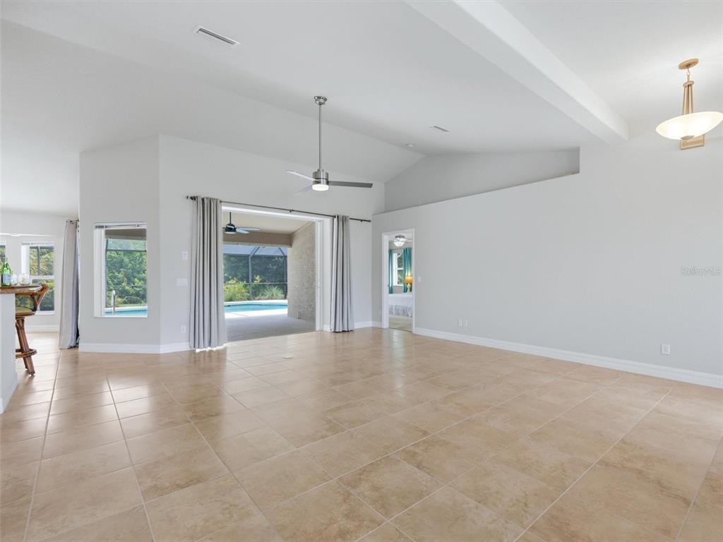 162 Medalist Road Rotonda West, FL 33947 - Photo 14 of 44 Gallery Image 14