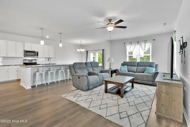 $355,000 | 1501 Judith Drive Southeast, Bolivia, NC 28422