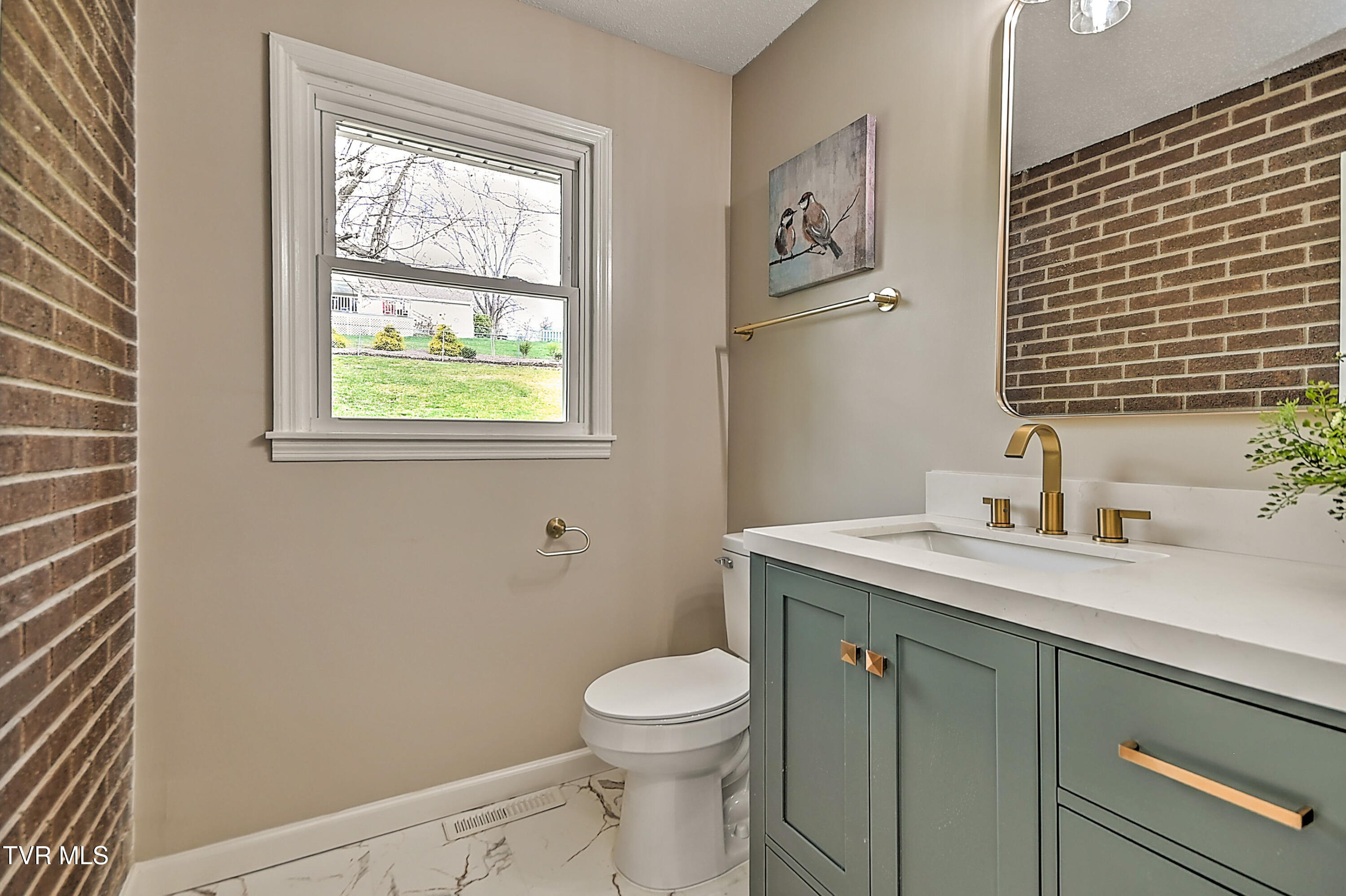 6371 Old Jonesboro Road Bristol, TN 37620 - Photo 23 of 55 6371 Old Jboro GUnit-26