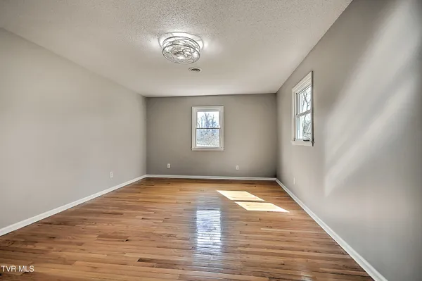 $439,900 | 6371 Old Jonesboro Road, Bristol, TN 37620