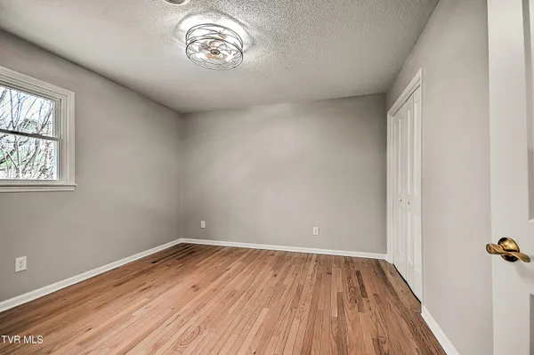 $439,900 | 6371 Old Jonesboro Road, Bristol, TN 37620