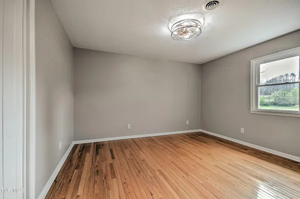 $439,900 | 6371 Old Jonesboro Road, Bristol, TN 37620