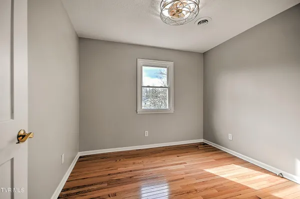 $439,900 | 6371 Old Jonesboro Road, Bristol, TN 37620