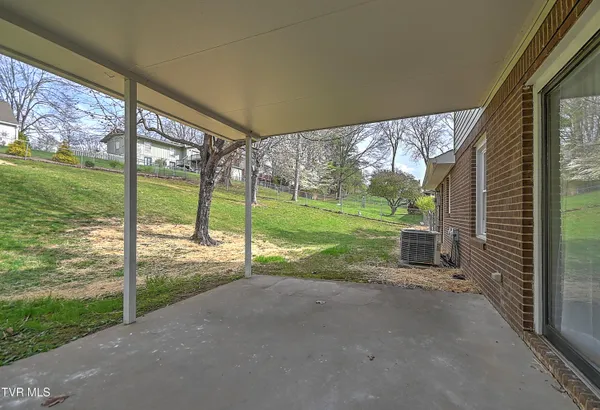 $439,900 | 6371 Old Jonesboro Road, Bristol, TN 37620