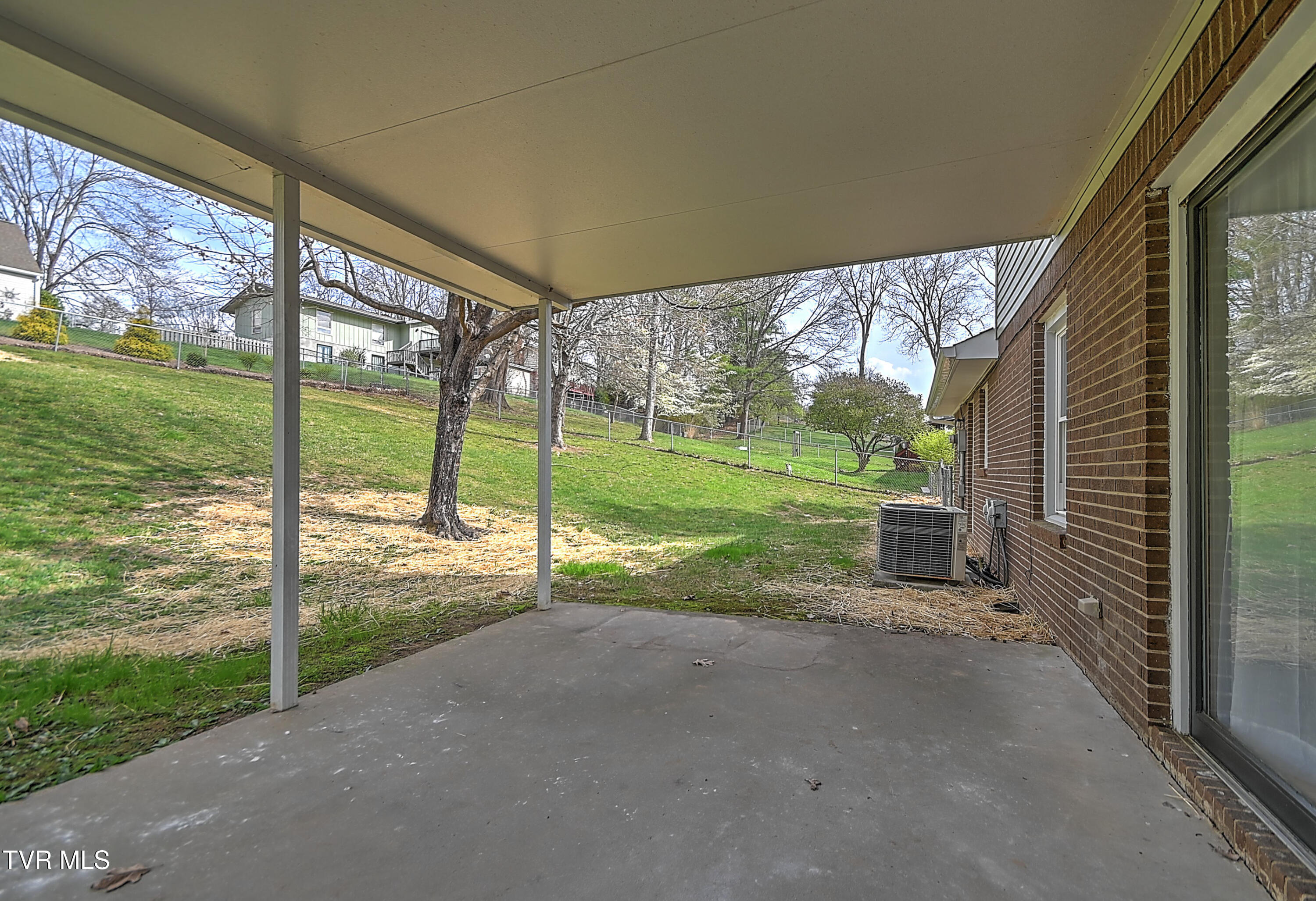 6371 Old Jonesboro Road Bristol, TN 37620 - Photo 42 of 55 6371 Old Jboro GUnit-52