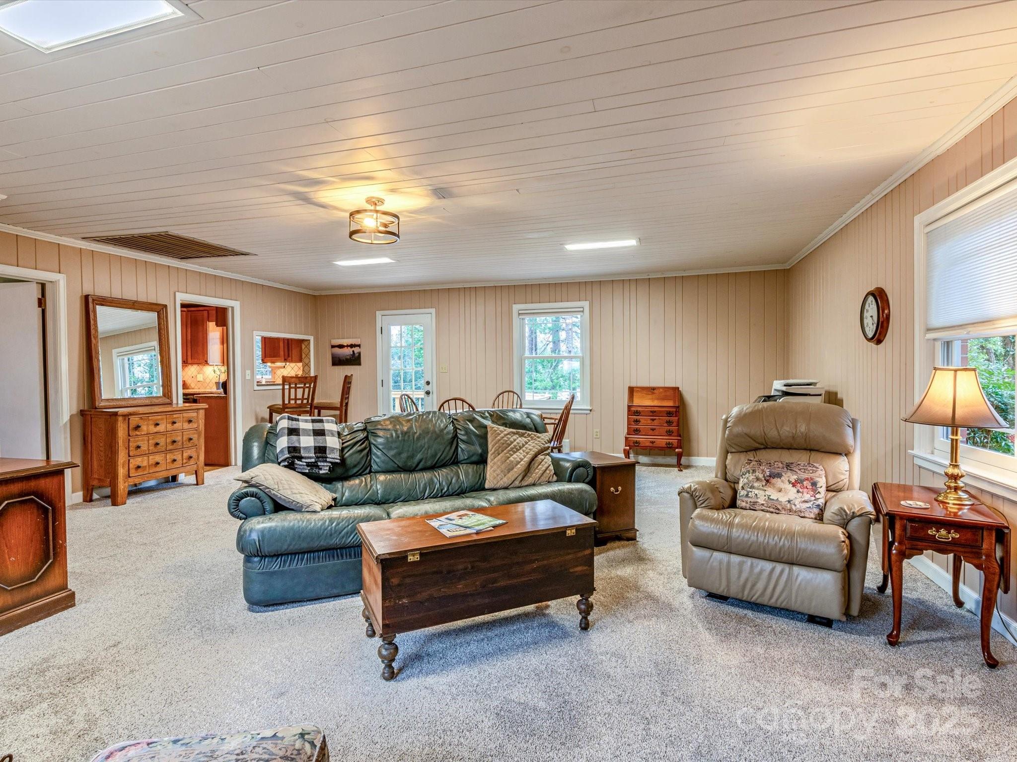 35 Windsor Road Asheville, NC 28804 - Photo 24 of 48 Gallery Image 24