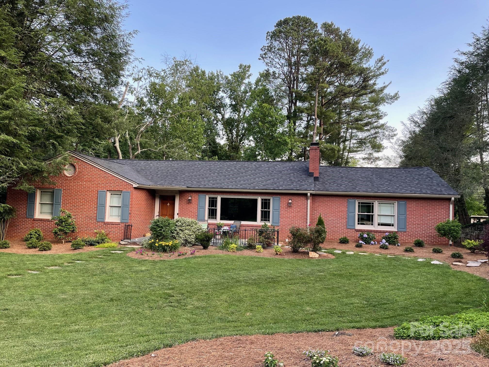 35 Windsor Road Asheville, NC 28804 - Photo 48 of 48 Gallery Image 48