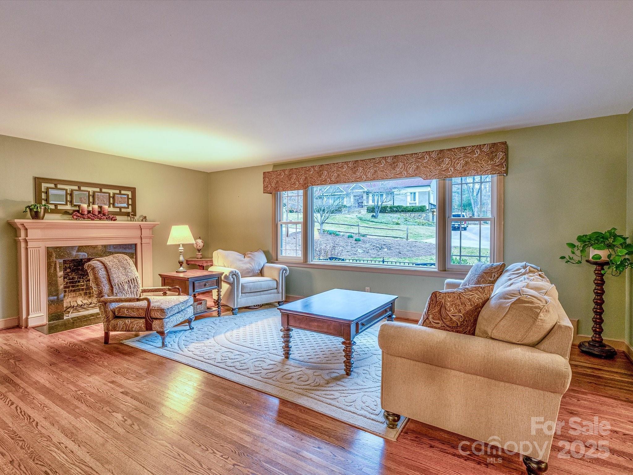 35 Windsor Road Asheville, NC 28804 - Photo 9 of 48 Gallery Image 9