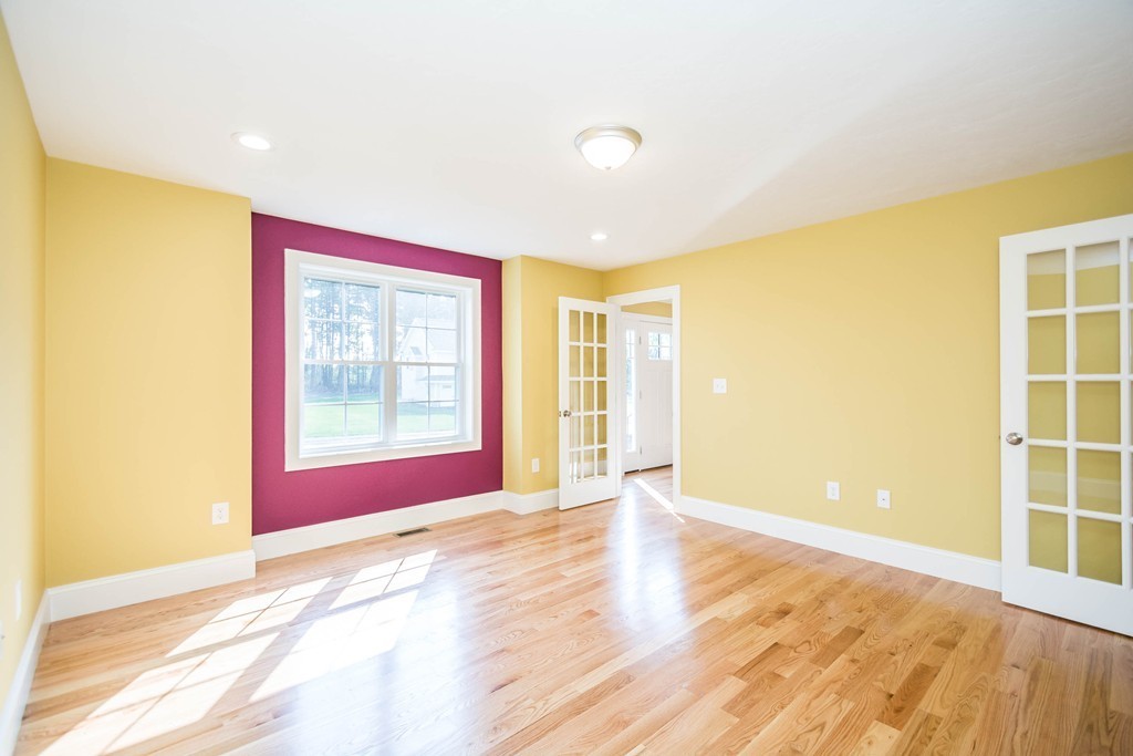 11 Fieldstone Lane Georgetown, MA 01833 - Photo 12 of 24 Gallery Image 12