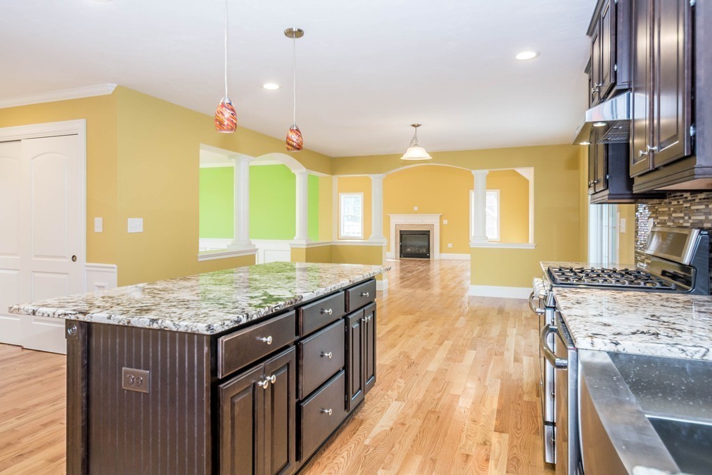 11 Fieldstone Lane Georgetown, MA 01833 - Photo 3 of 24 Gallery Image 3