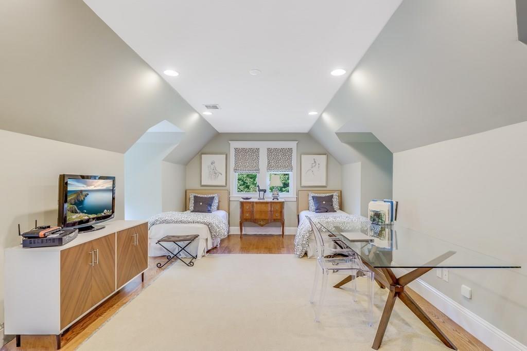 479 North Avenue Weston, MA 02493 - Photo 16 of 32