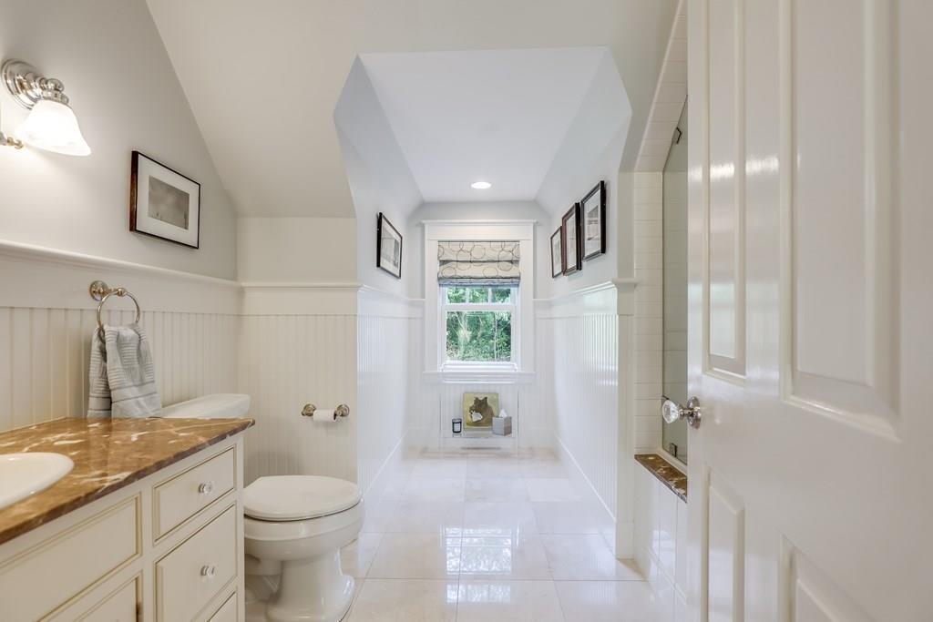 479 North Avenue Weston, MA 02493 - Photo 17 of 32