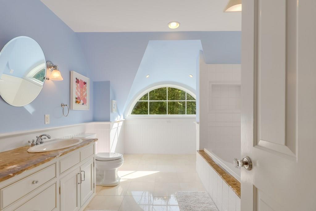 479 North Avenue Weston, MA 02493 - Photo 21 of 32