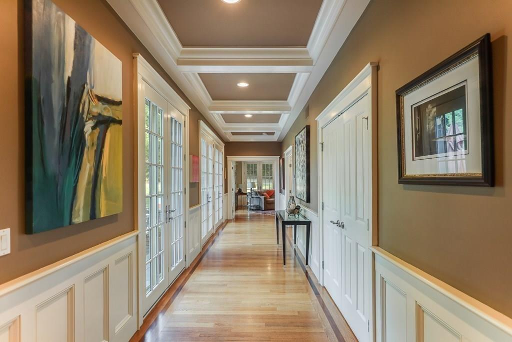 479 North Avenue Weston, MA 02493 - Photo 5 of 32