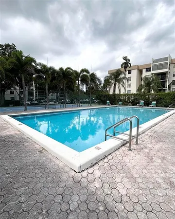 $190,000 | 6190 Woodlands Boulevard, Unit 107, Tamarac, FL 33319