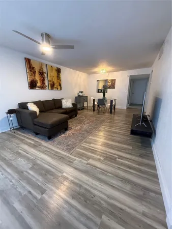 $190,000 | 6190 Woodlands Boulevard, Unit 107, Tamarac, FL 33319