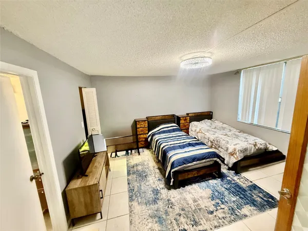 $190,000 | 6190 Woodlands Boulevard, Unit 107, Tamarac, FL 33319