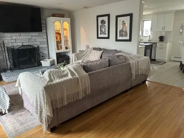 $2,900 | 3 Crestwood Drive, Johnston, RI 02919