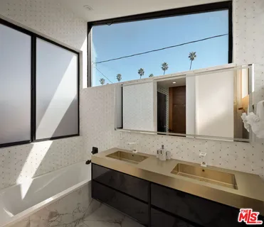 $4,950,000 | 840 California Avenue, Venice, CA 90291