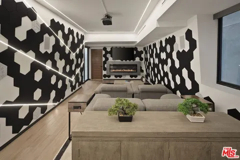 $4,950,000 | 840 California Avenue, Venice, CA 90291