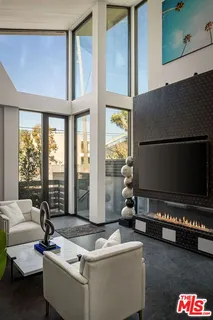 $4,950,000 | 840 California Avenue, Venice, CA 90291
