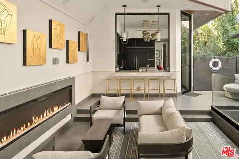 $4,950,000 | 840 California Avenue, Venice, CA 90291