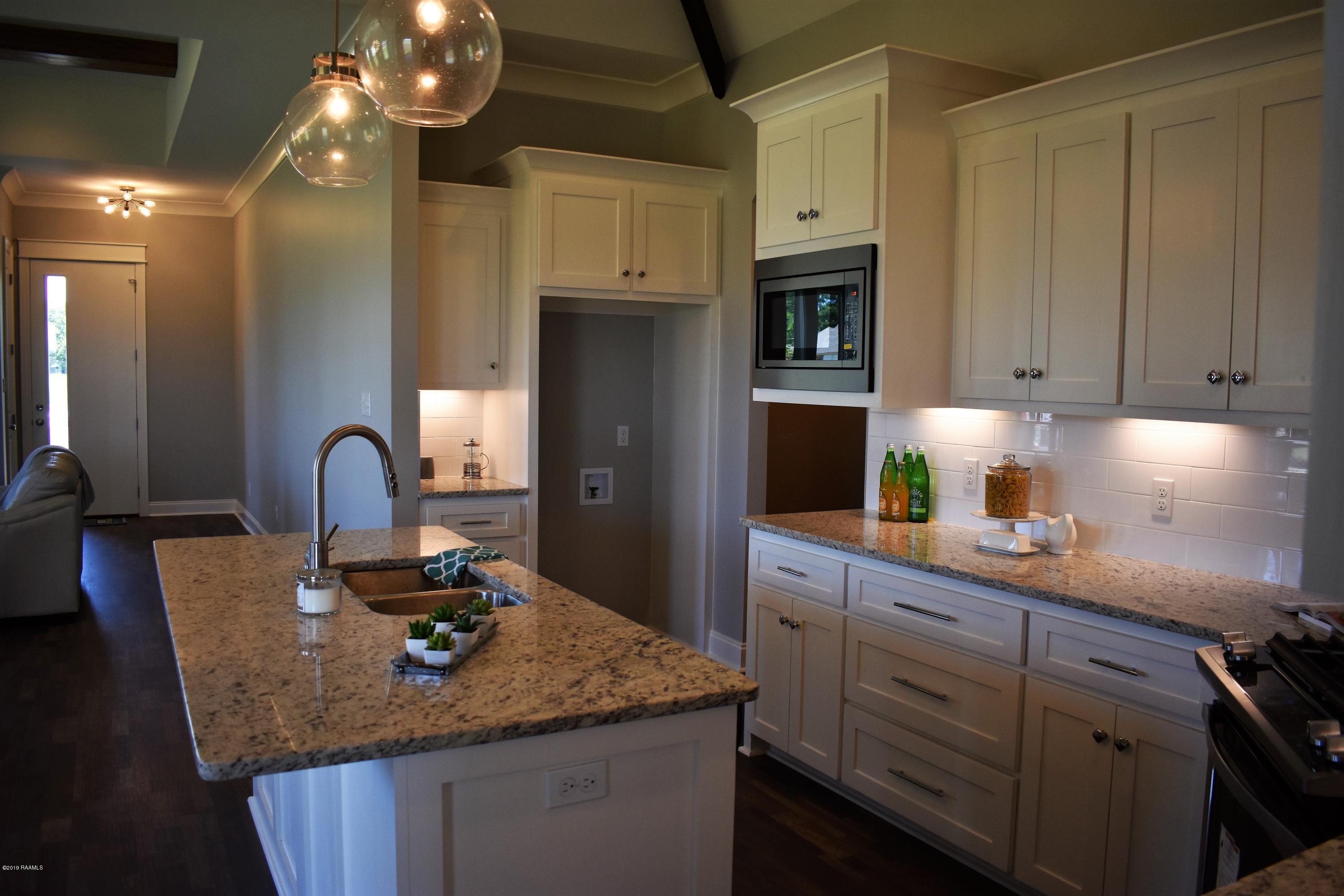 218 Whispering Meadows Road Broussard, LA 70518 - Photo 7 of 9 Gallery Image 7