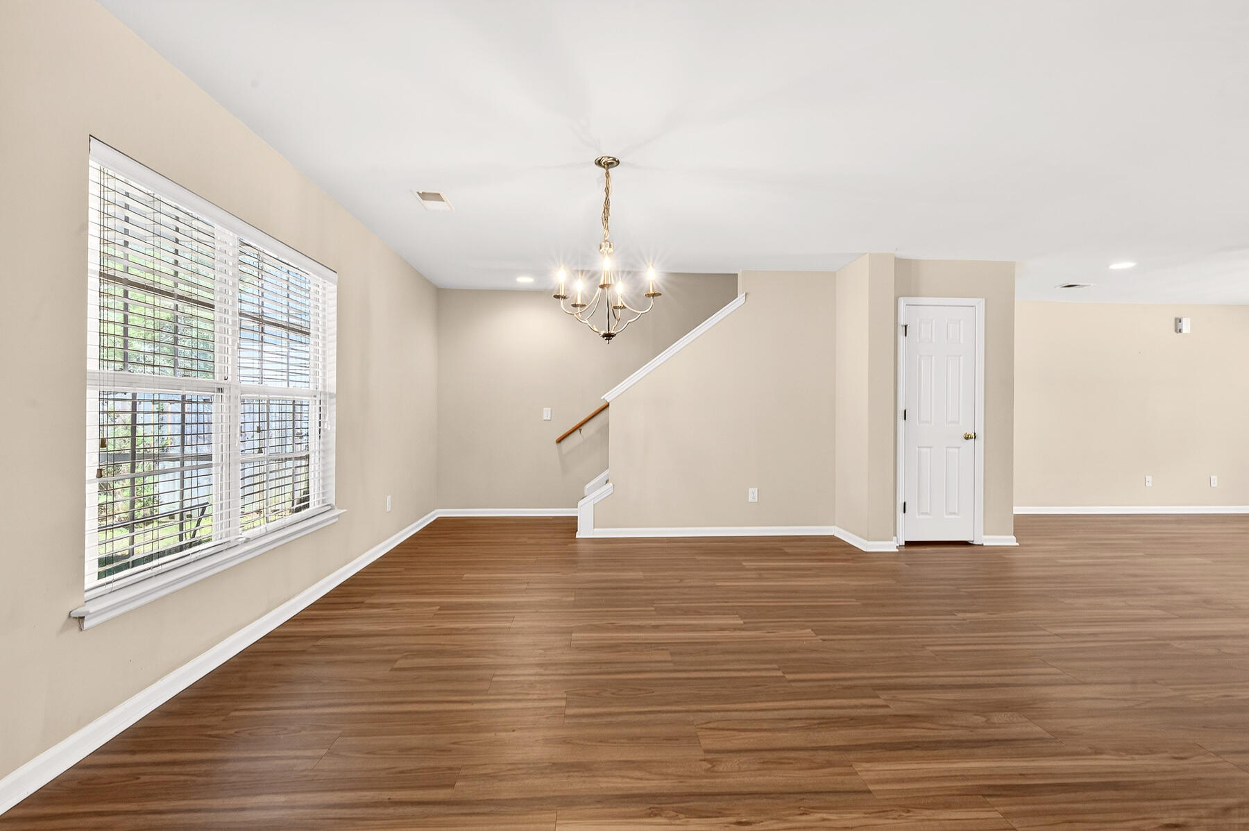 110 Avalon Road Summerville, SC 29483 - Photo 9 of 36 AP-25