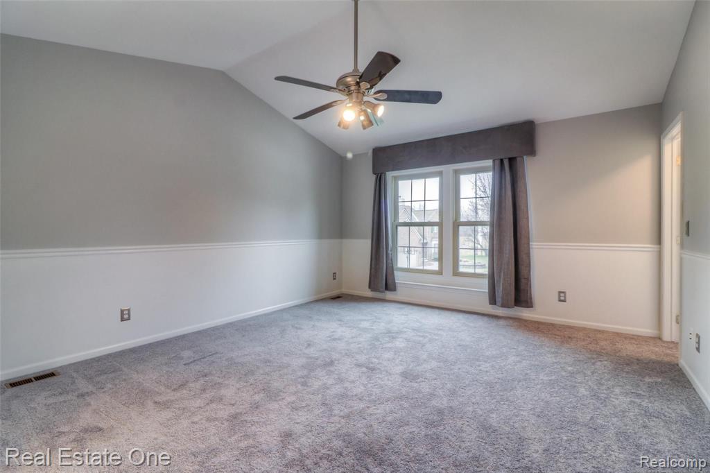 2703 Oak View Court Rochester Hills, MI 48307 - Photo 28 of 53