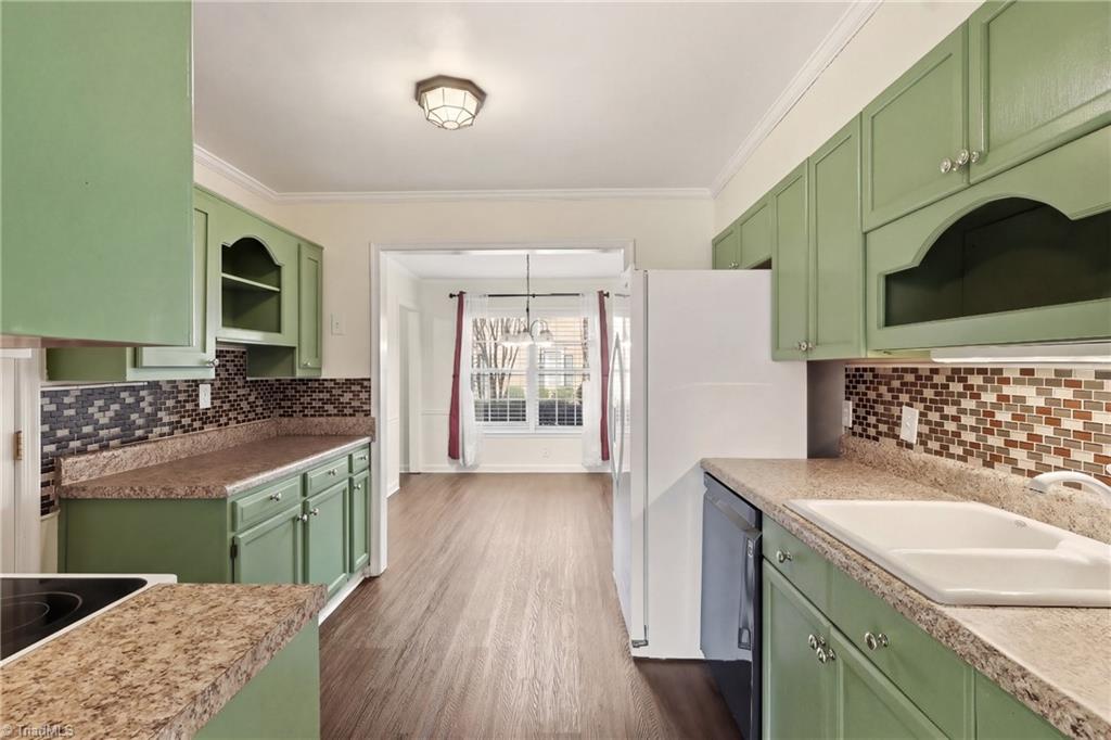 4822 Tower Road, Unit C Greensboro, NC 27410 - Photo 14 of 48 Kitchen