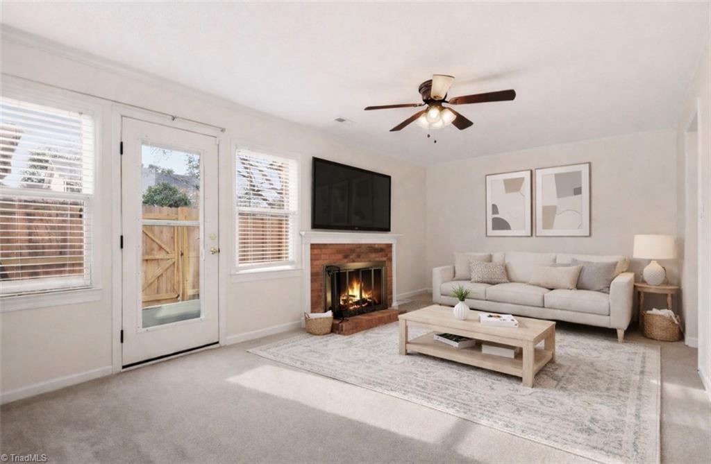 4822 Tower Road, Unit C Greensboro, NC 27410 - Photo 16 of 48 Living room - virtually staged
