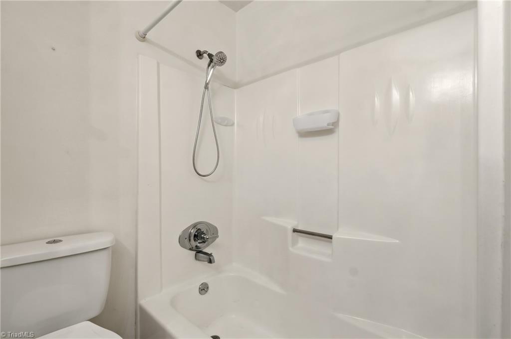 4822 Tower Road, Unit C Greensboro, NC 27410 - Photo 32 of 48 Hallway Bathroom