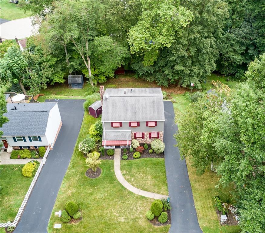 1075 Highfield Road Bethel Park, PA 15102 - Photo 3 of 25 Gallery Image 3